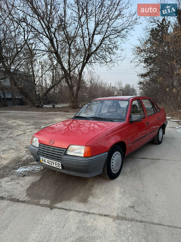 Седан Opel Kadett 1987 в 