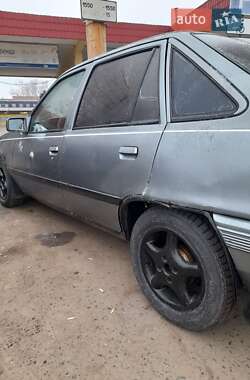 Хетчбек Opel Kadett 1987 в Сумах