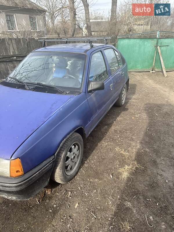Хетчбек Opel Kadett 1987 в Білогір'ї
