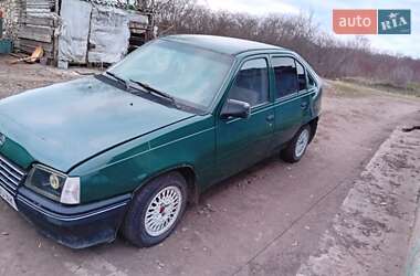 Хэтчбек Opel Kadett 1986 в 