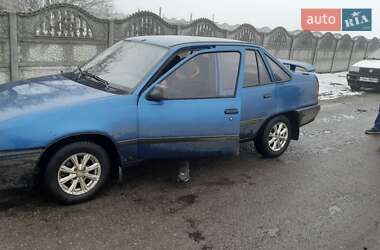 Седан Opel Kadett 1987 в Каневі