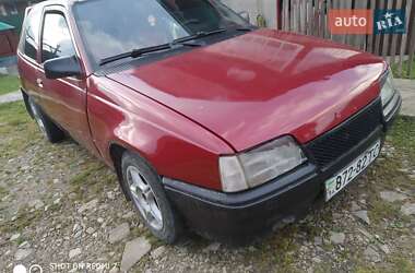 Хэтчбек Opel Kadett 1985 в 