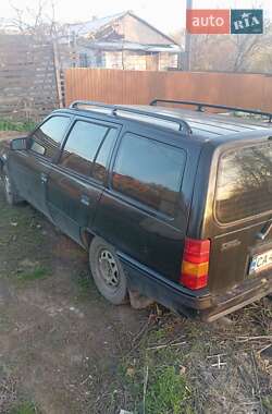 Универсал Opel Kadett 1989 в 