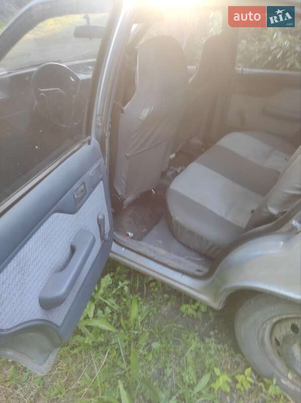 Хэтчбек Opel Kadett 1990 в Славянске фото 5 Хэтчбек Opel Kadett 1990 в Славянске