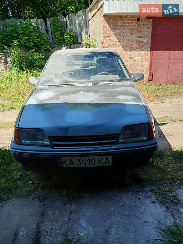 Хетчбек Opel Kadett 1990 в Ніжині