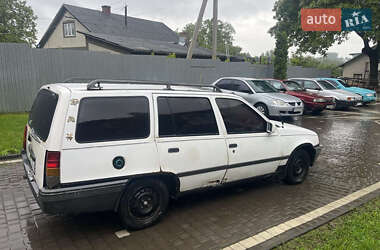 Универсал Opel Kadett 1988 в 