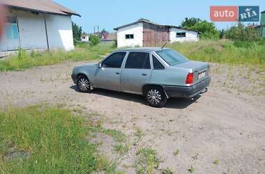 Седан Opel Kadett 1991 в Ходорове