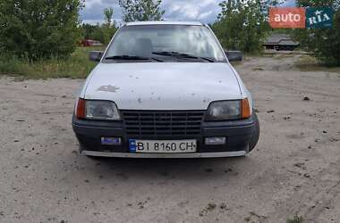Хетчбек Opel Kadett 1987 в Полтаві