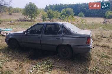Седан Opel Kadett 1985 в 