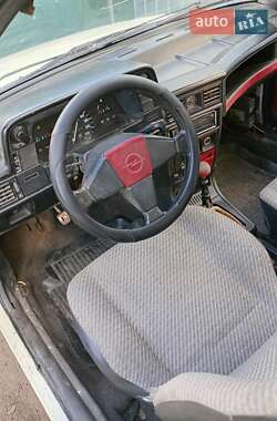 Універсал Opel Kadett 1989 в Вознесенську