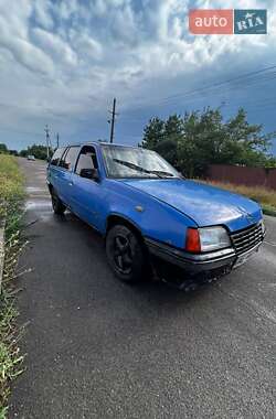 Универсал Opel Kadett 1988 в Кривом Роге