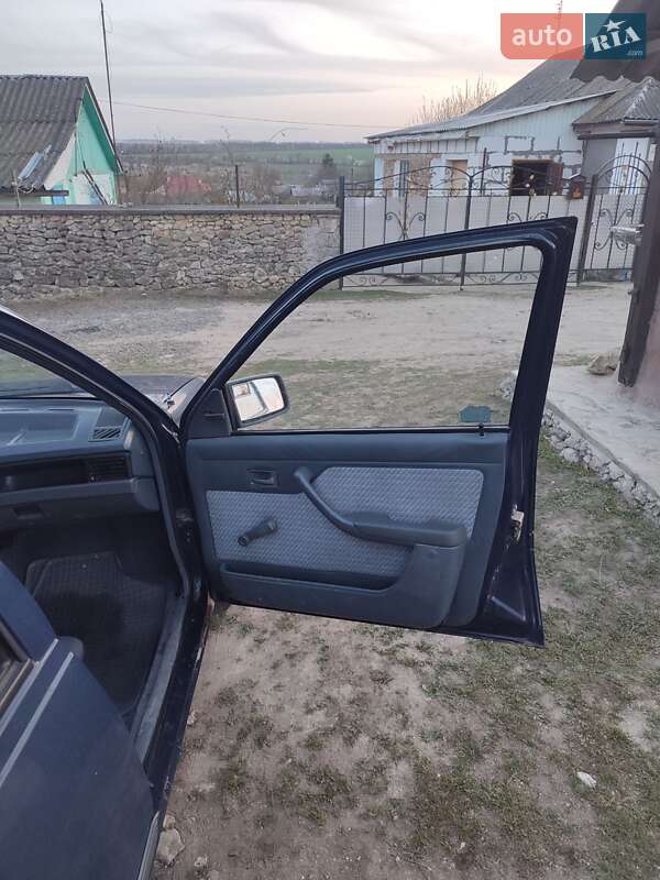 Седан Opel Kadett 1990 в Мурафе