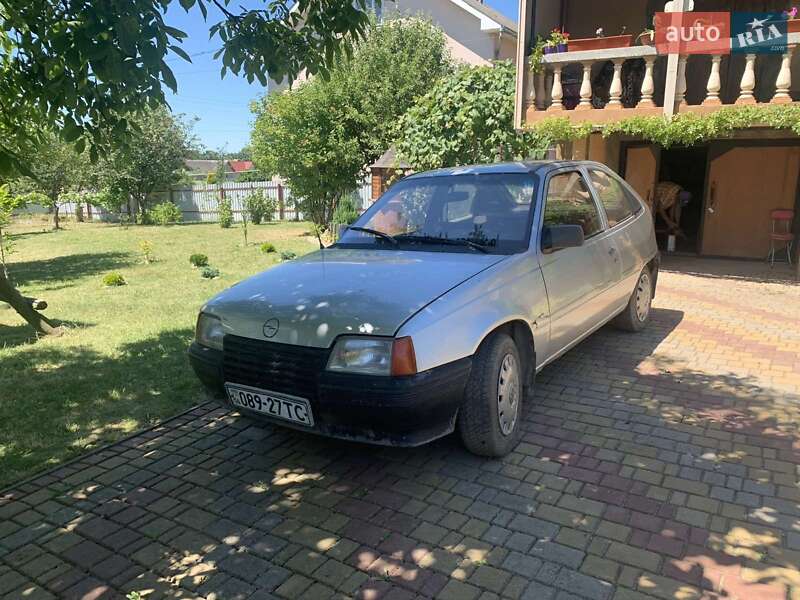 Универсал Opel Kadett 1987 в Ивано-Франковске