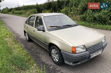 Хэтчбек Opel Kadett 1988 в Щирце