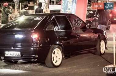Хэтчбек Opel Kadett 1988 в Вышгороде