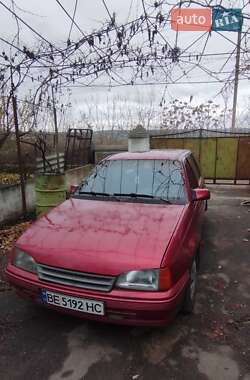 Универсал Opel Kadett 1985 в Вознесенске