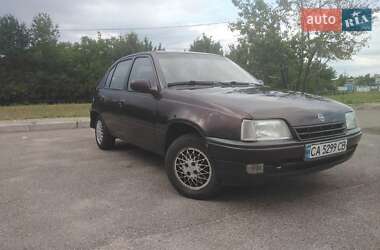 Хетчбек Opel Kadett 1985 в Черкасах