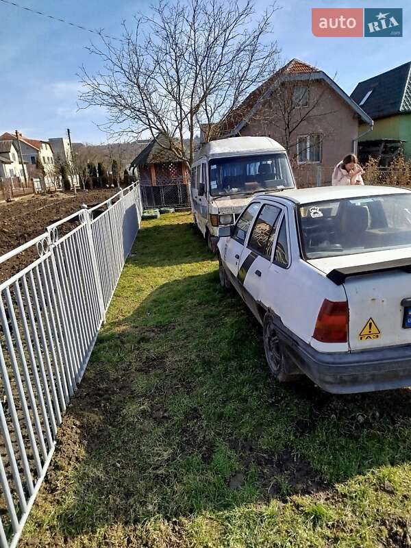 Седан Opel Kadett 1987 в Калуше фото 2 Седан Opel Kadett 1987 в Калуше