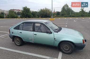 Хэтчбек Opel Kadett 1987 в Черновцах