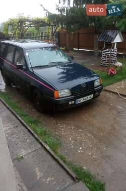 Універсал Opel Kadett 1987 в Кременці