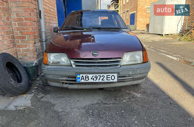 Хэтчбек Opel Kadett 1991 в Виннице