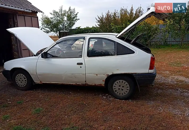 Opel Kadett 1986 VIN W0L000034G5159202 фото оголошення 11 з 39