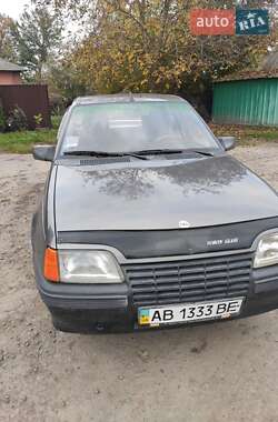 Седан Opel Kadett 1987 в Баре