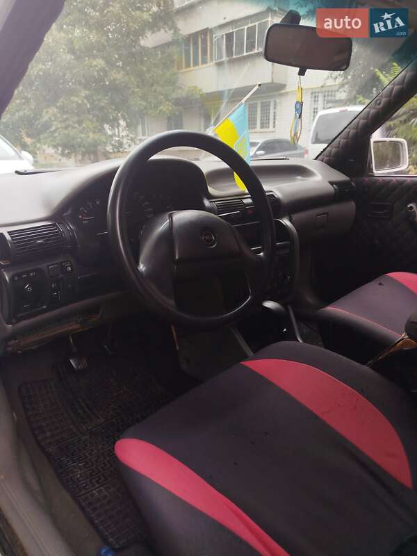 Хэтчбек Opel Kadett 1986 в Борисполе