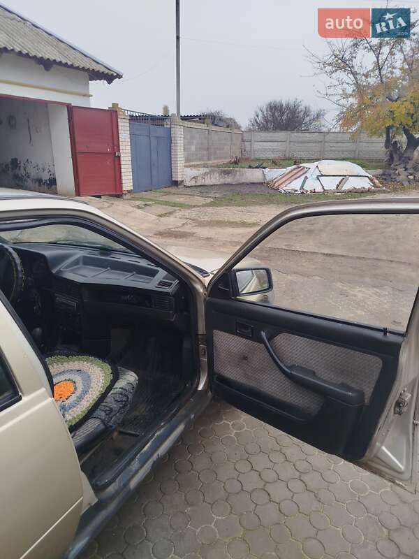 Универсал Opel Kadett 1991 в Николаеве фото 7 Универсал Opel Kadett 1991 в Николаеве