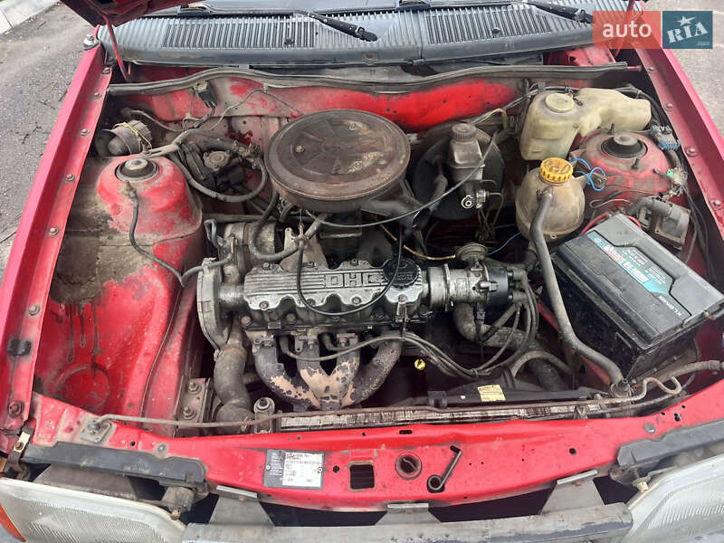 Седан Opel Kadett 1989 в Харькове