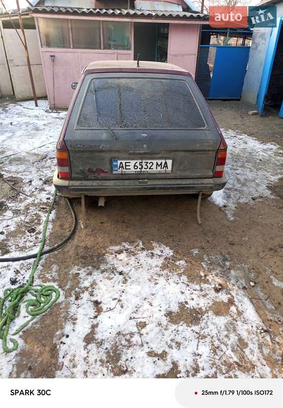Хетчбек Opel Kadett 1983 в Кривому Розі