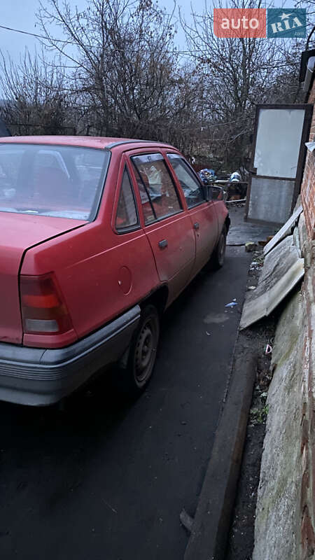 Седан Opel Kadett 1989 в Харькове фото 3 Седан Opel Kadett 1989 в Харькове