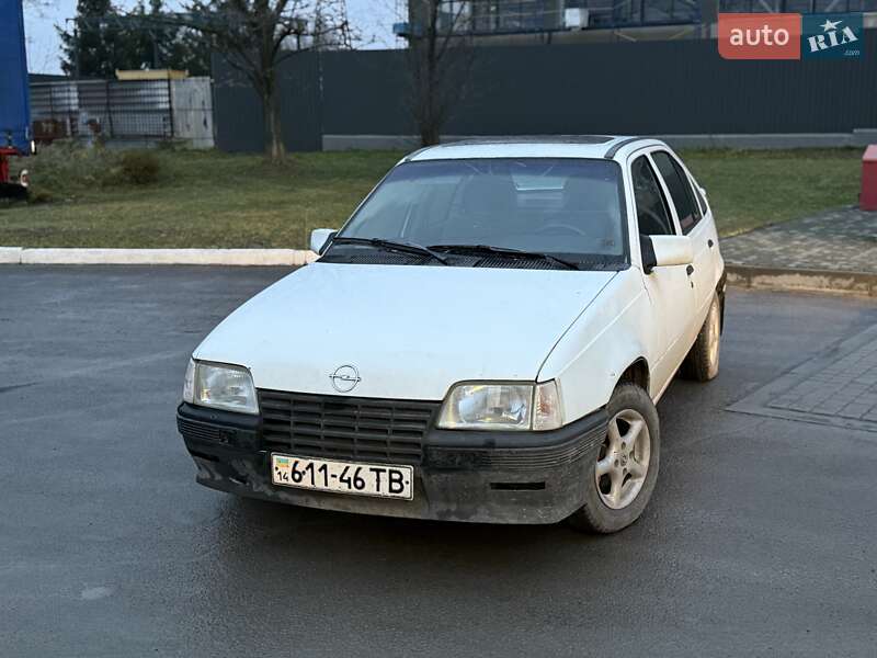 Хэтчбек Opel Kadett 1987 в Львове фото 2 Хэтчбек Opel Kadett 1987 в Львове
