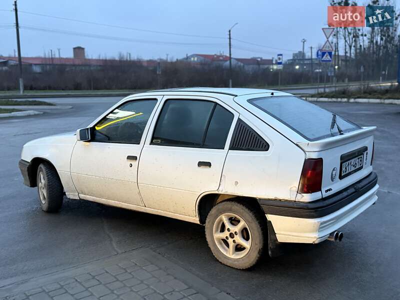 Хэтчбек Opel Kadett 1987 в Львове фото 7 Хэтчбек Opel Kadett 1987 в Львове