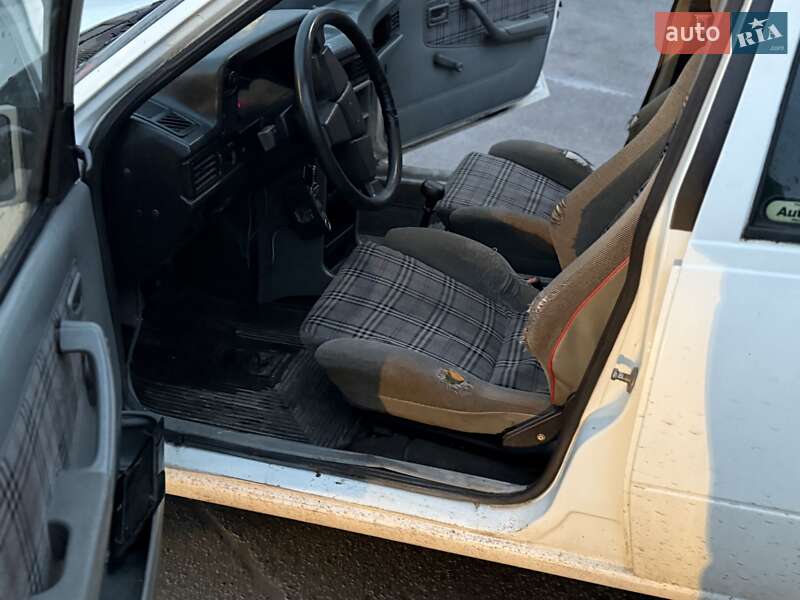 Хэтчбек Opel Kadett 1987 в Львове фото 25 Хэтчбек Opel Kadett 1987 в Львове