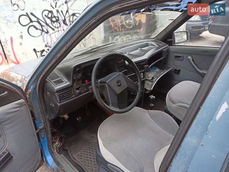 Универсал Opel Kadett 1987 в Запорожье фото 7 Универсал Opel Kadett 1987 в Запорожье