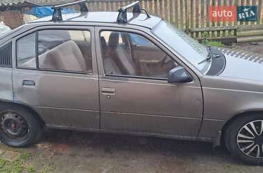 Хэтчбек Opel Kadett 1989 в Шепетовке