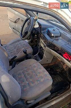 Седан Opel Kadett 1987 в Рени