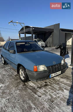 Хетчбек Opel Kadett 1988 в Миргороді