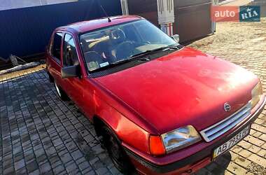 Седан Opel Kadett 1989 в Виннице
