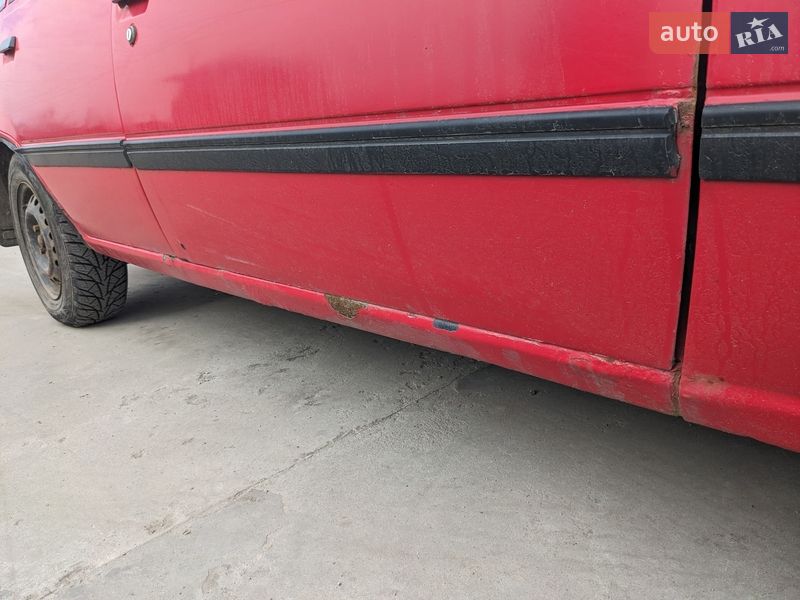 Седан Opel Kadett 1988 в Кременчуці