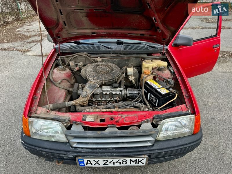 Седан Opel Kadett 1989 в Харькове