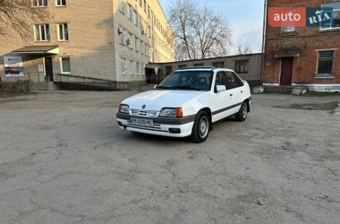 Седан Opel Kadett 1990 в Жмеринке
