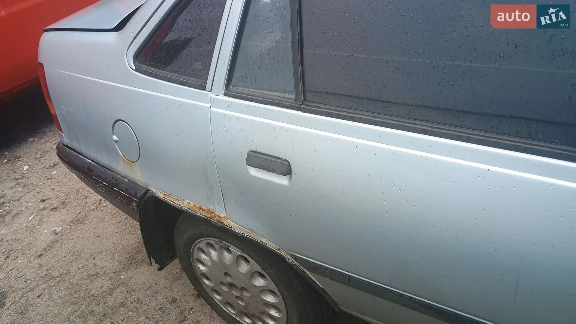 Opel Kadett 1988 VIN W0L000039J5227493 фото оголошення 4 з 6