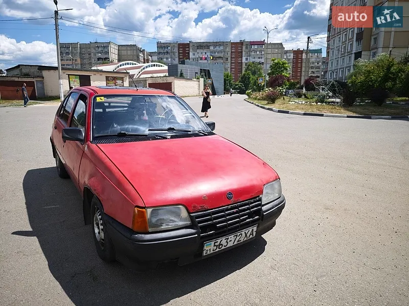 Opel Kadett 1985 VIN W0L000033F5180140 фото оголошення 12 з 42