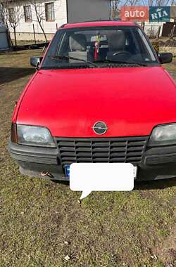 Хетчбек Opel Karl 2015 в Львові