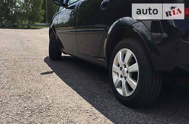 Хэтчбек Opel Meriva 2009 в 
