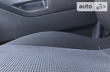 Хетчбек Opel Meriva 2004 в 