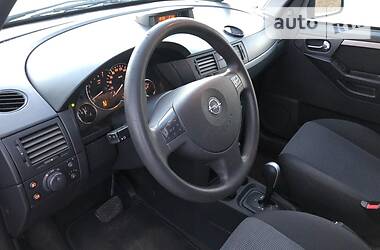 Хетчбек Opel Meriva 2004 в 