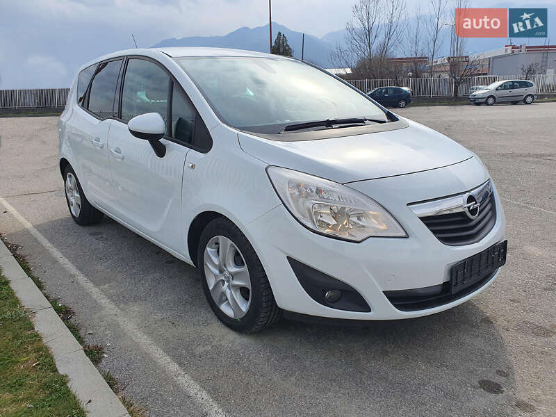 Минивэн Opel Meriva 2010 в Белой Церкви